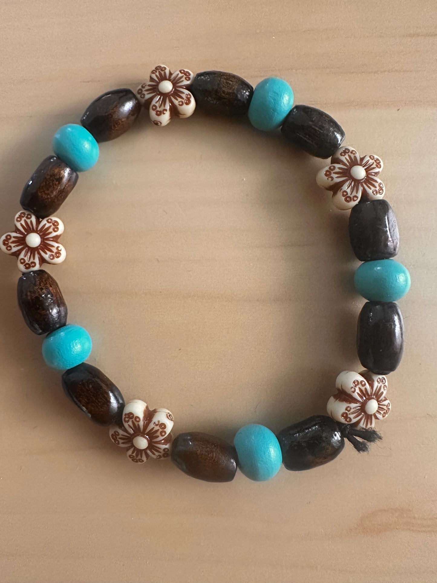 Flower Beaded Stretch Bracelet