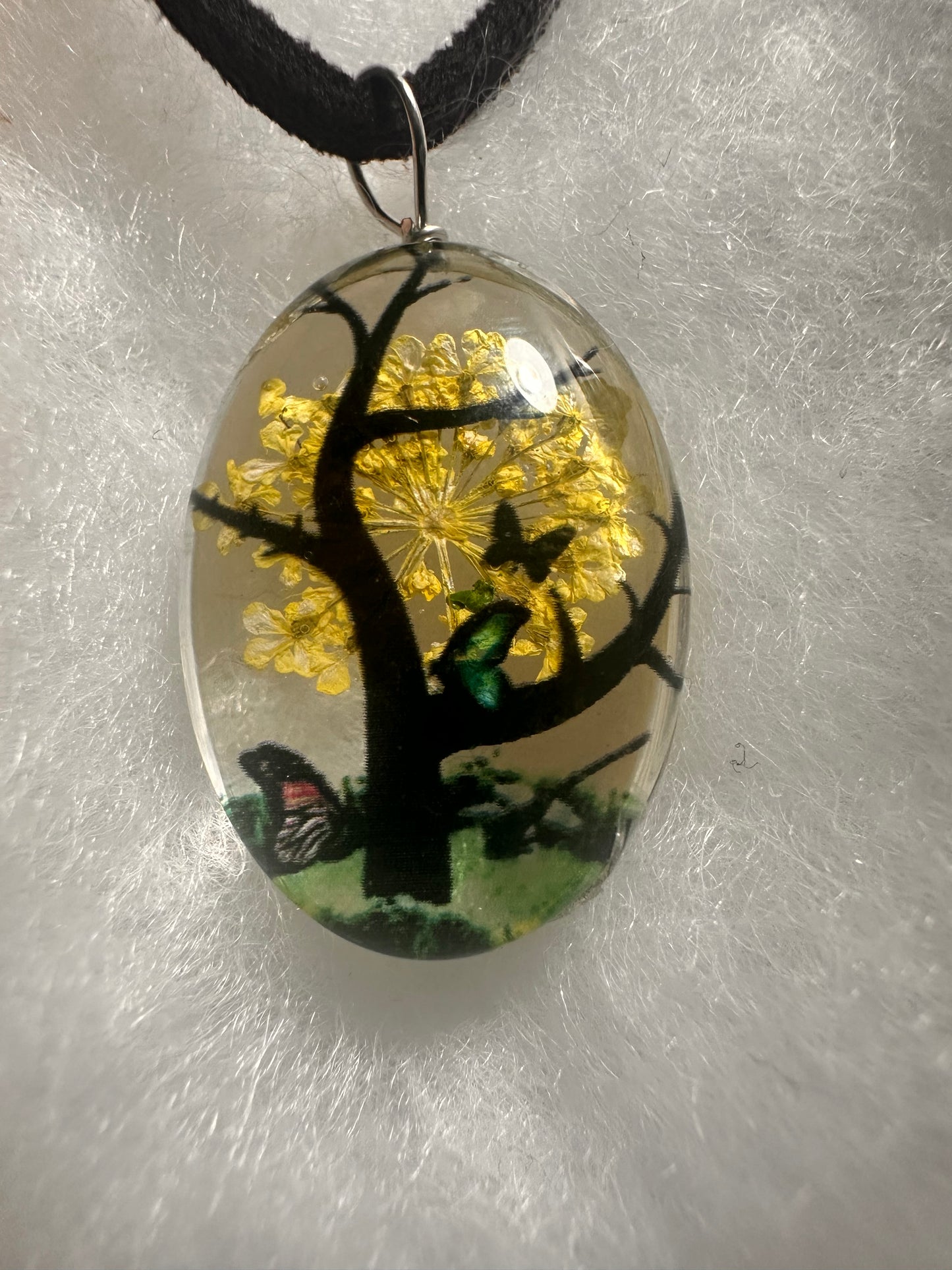 Floral Tear Drop Necklace