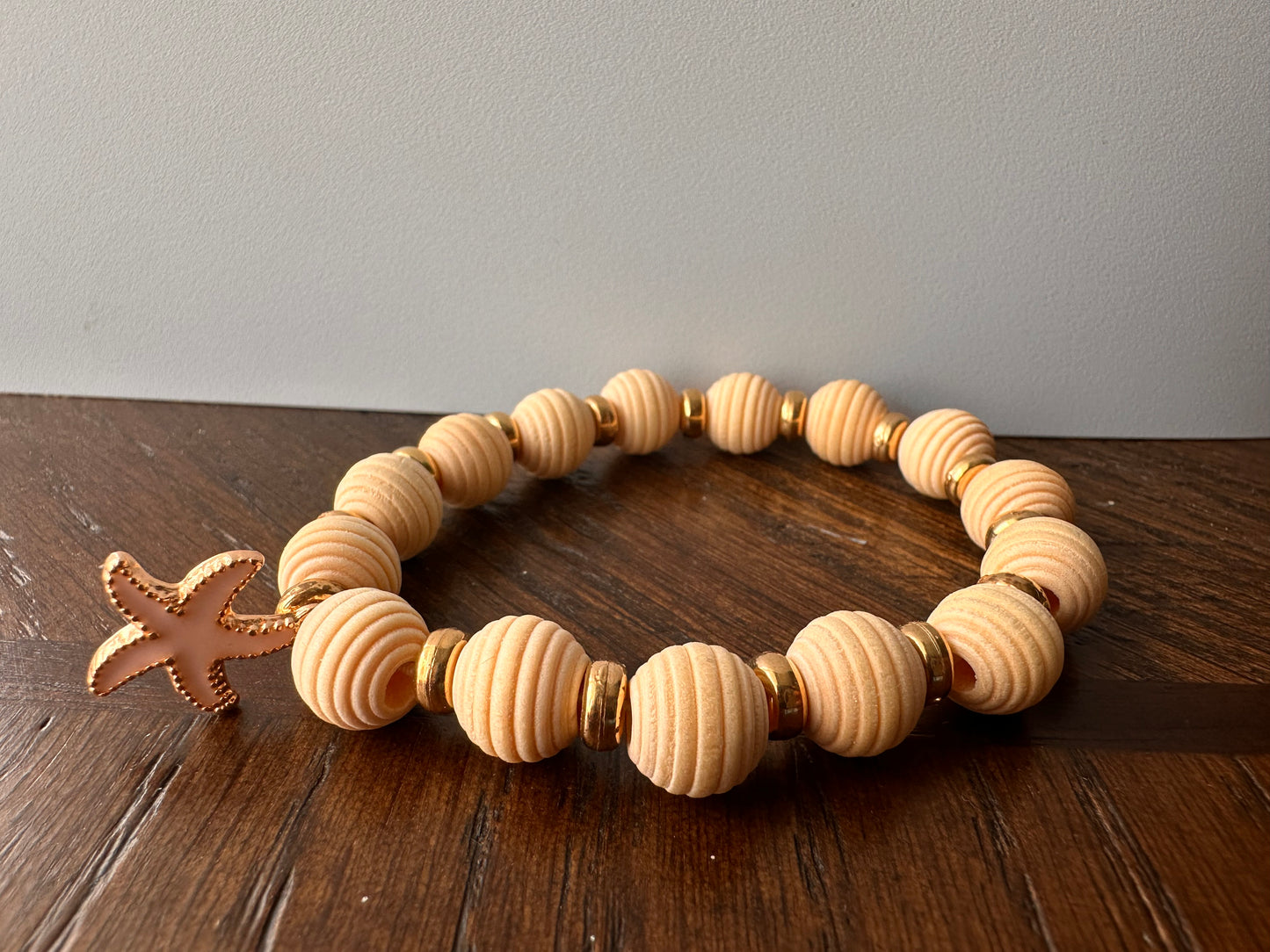 Cream and Gold Starfish Bracelet