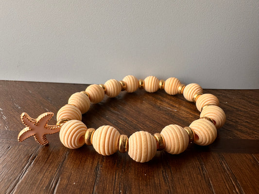 Cream and Gold Starfish Bracelet