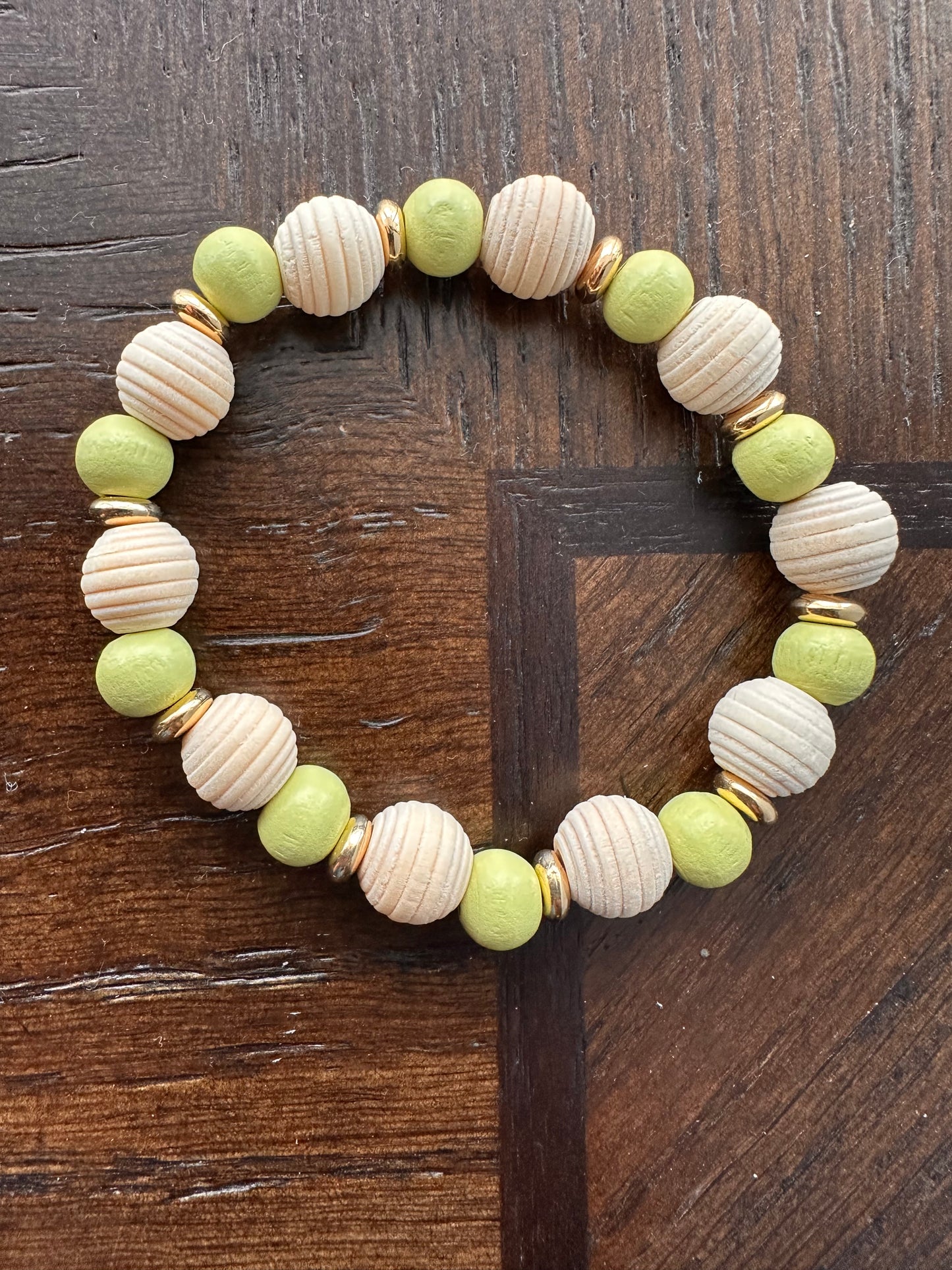 Green, Cream and Gold Hand Strung Beaded Bracelet