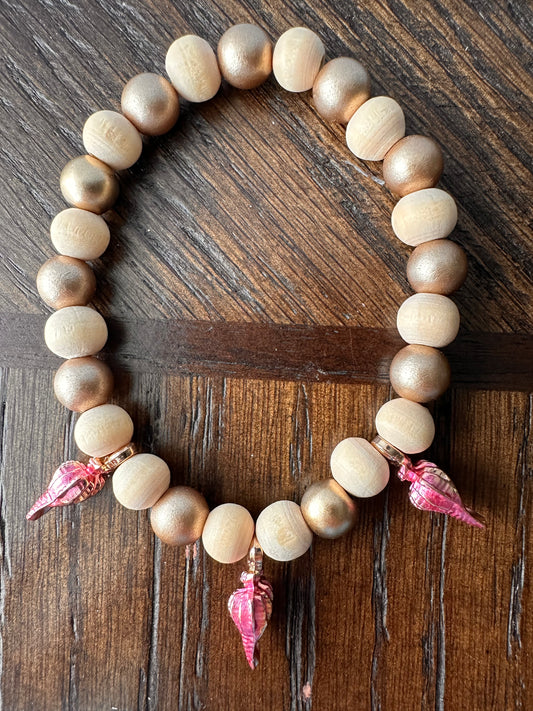Hand Strung Beige, Gold Beaded Bracelet with Pink Sea Shell Accents