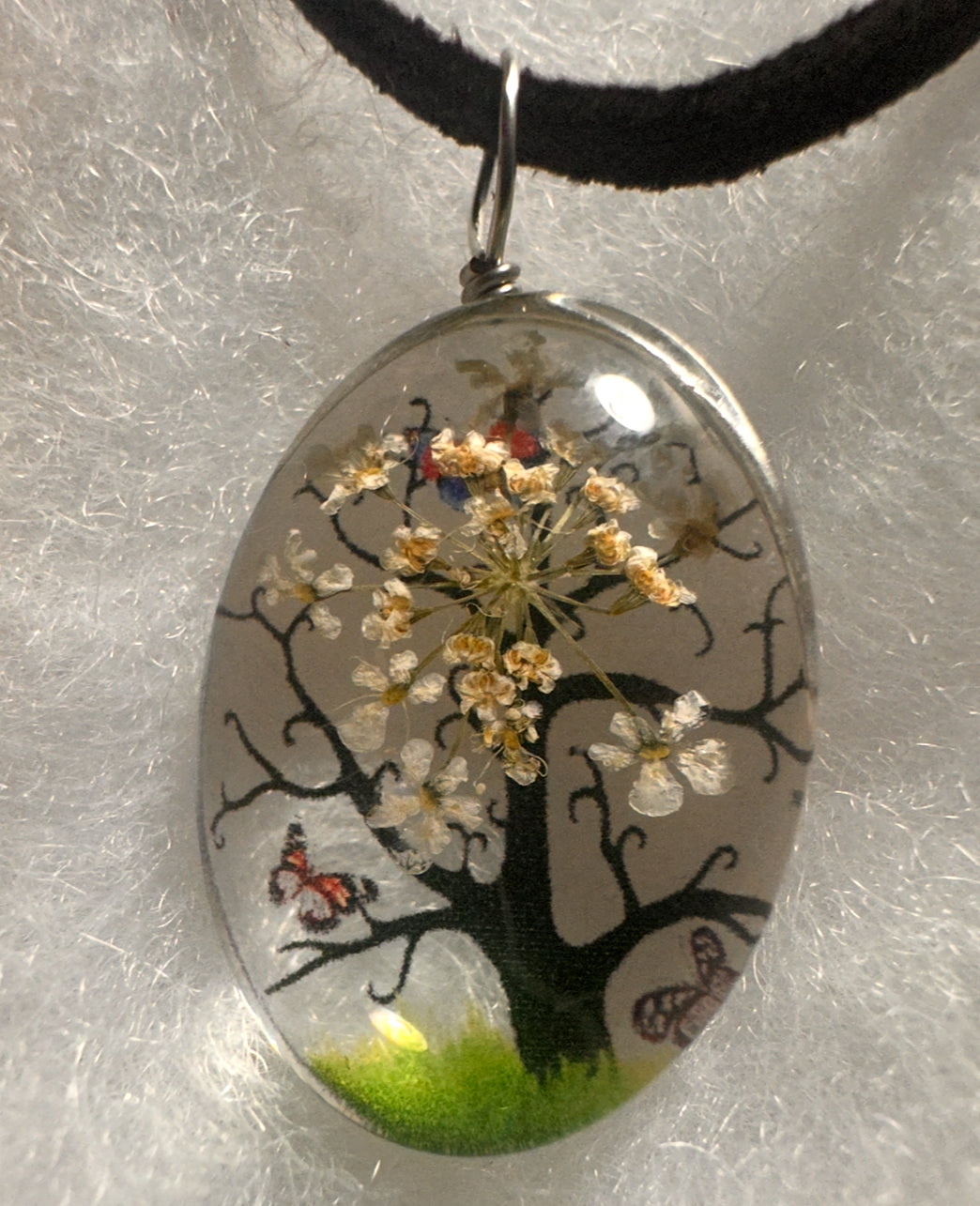 Floral Tear Drop Necklace